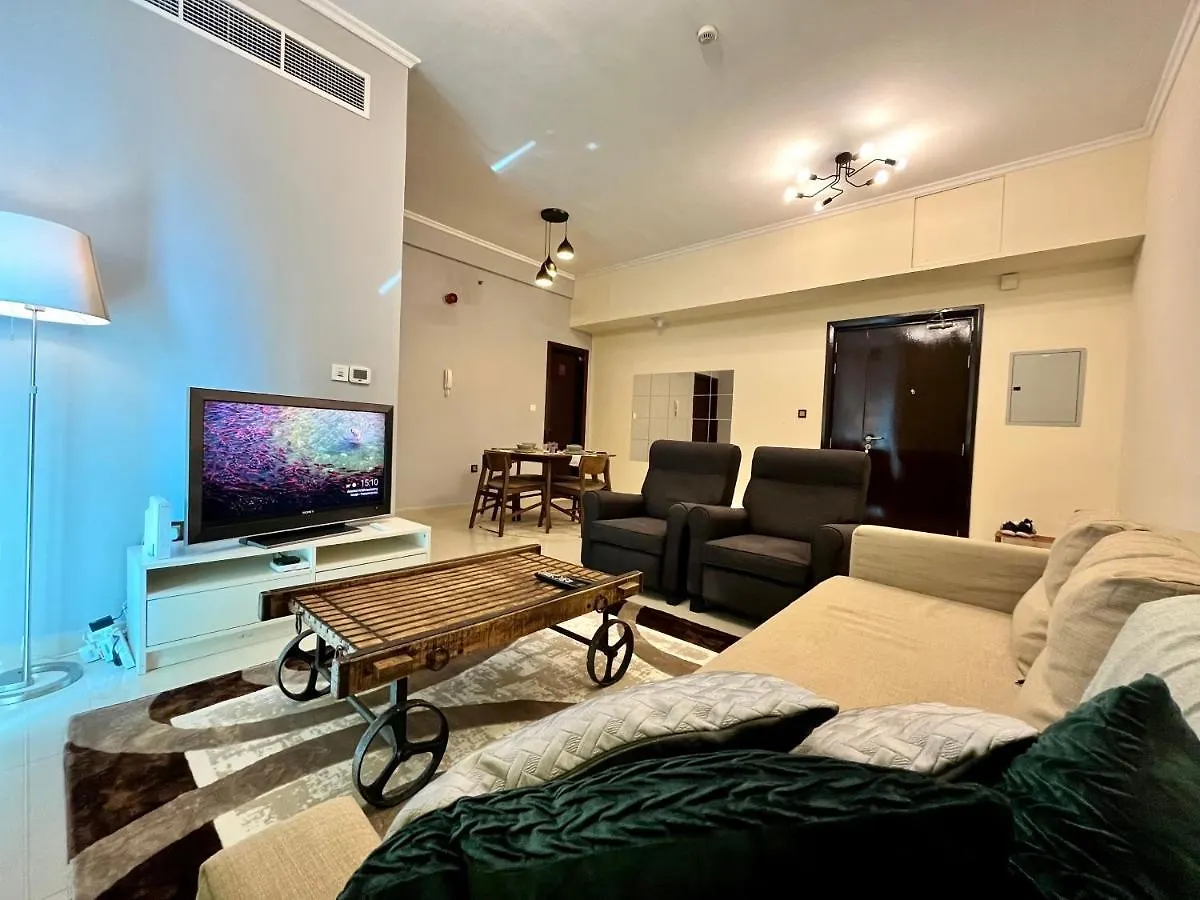 Dubai Marina Seaview Apartment