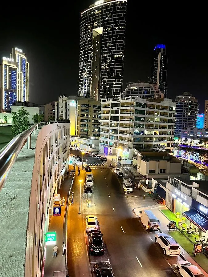 Dubai Marina Seaview Apartment