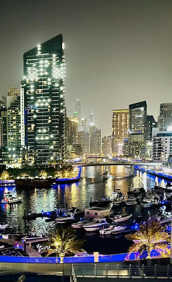 Dubai Marina Seaview Apartment
