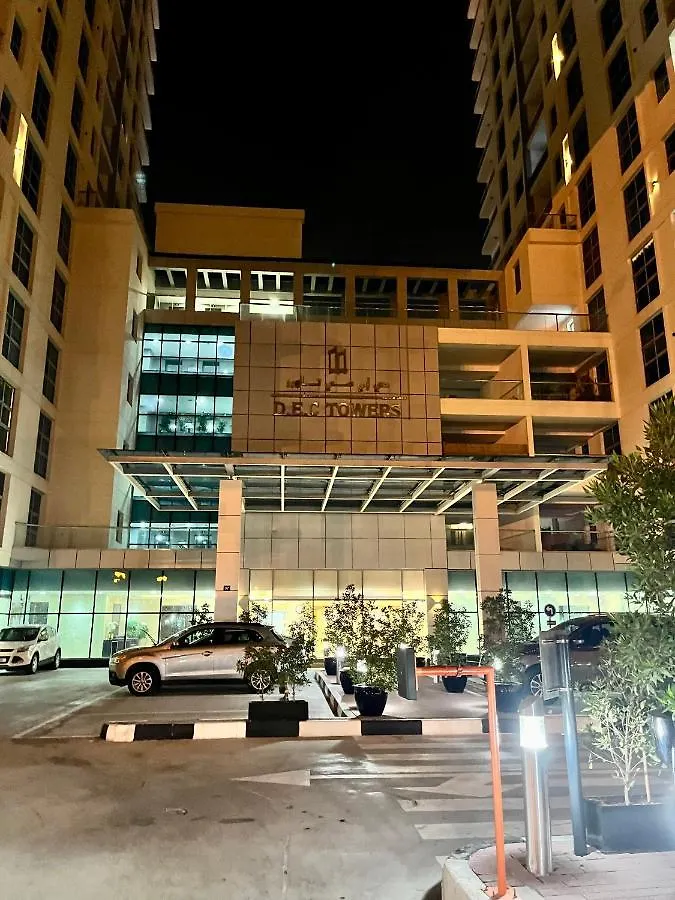 Dubai Marina Seaview Apartment